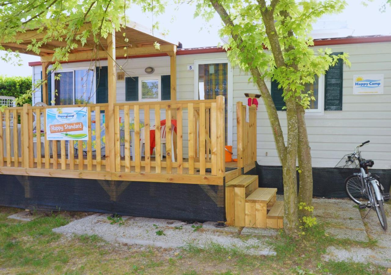 Happy Camp Mobile Homes In Camping Village Baia Paradiso Badesi Eksteriør billede